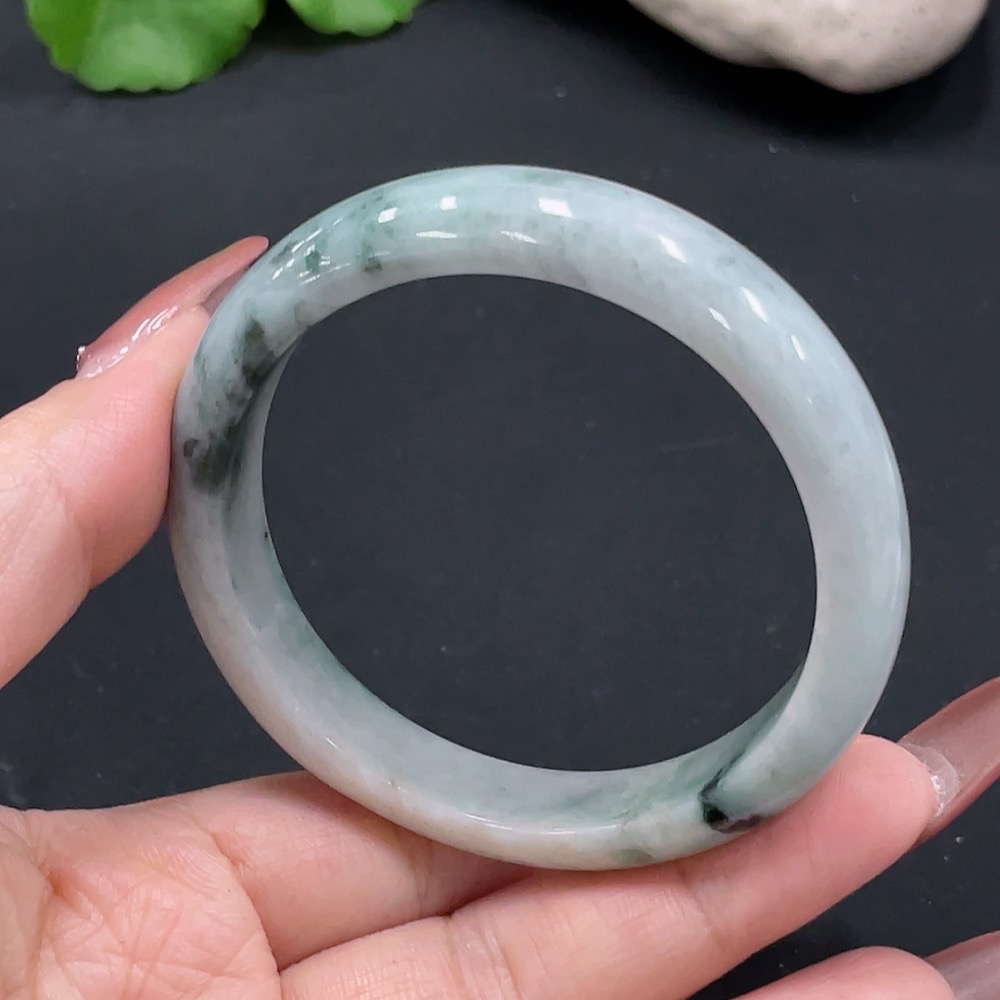 F27115310 Jadeite Regular Bangle, Inner Diameter 53.8, Total Weight Approx. 43.48g