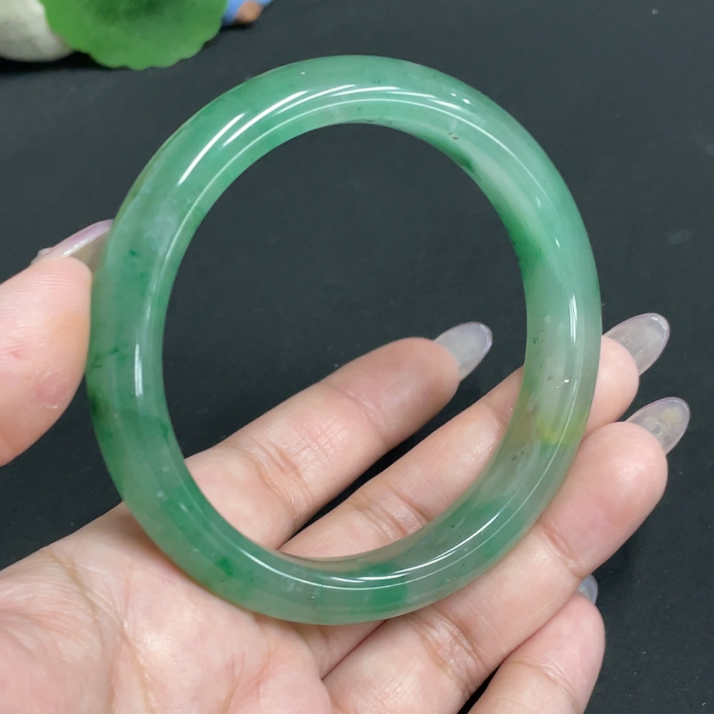 H34955375 African Emerald (Dulong Jade) Regular Bracelet