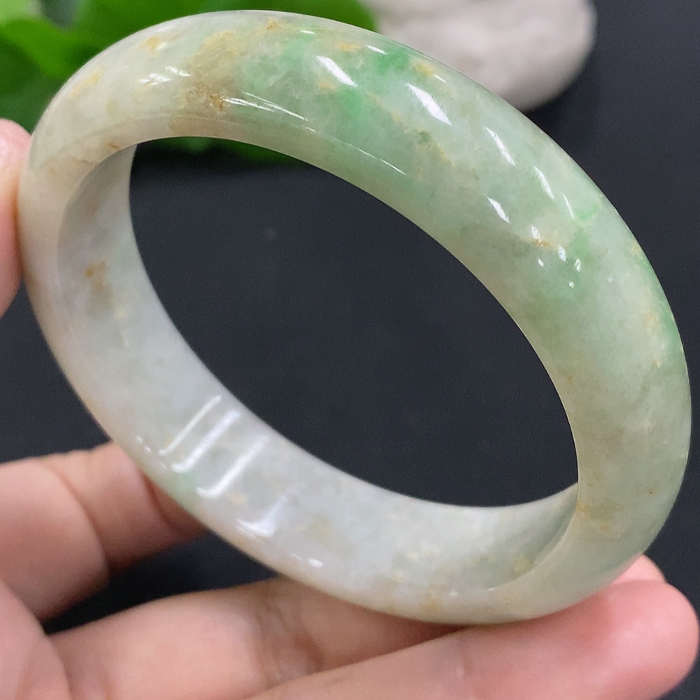 F34000611 Jadeite Round Bangle Size 57.7 Total Weight Approx. 62.7g