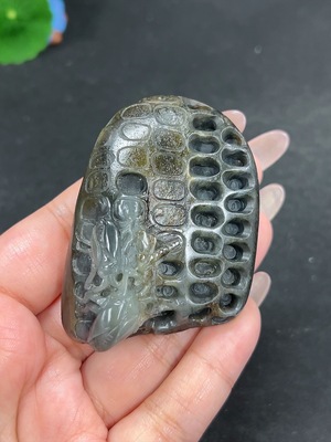H41946393 和田玉挂件 一鸣惊人 货品总重约92.6g 皮色成因未定