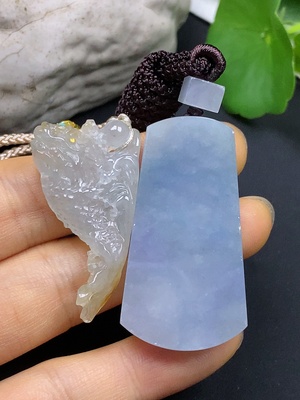 F46564879 翡翠挂件 一手走 非金