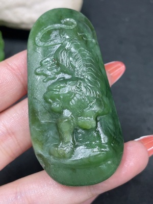 H34961122 Hetian Jade Jasper Pendant - Descending Tiger, Total Weight Approx. 46.4g