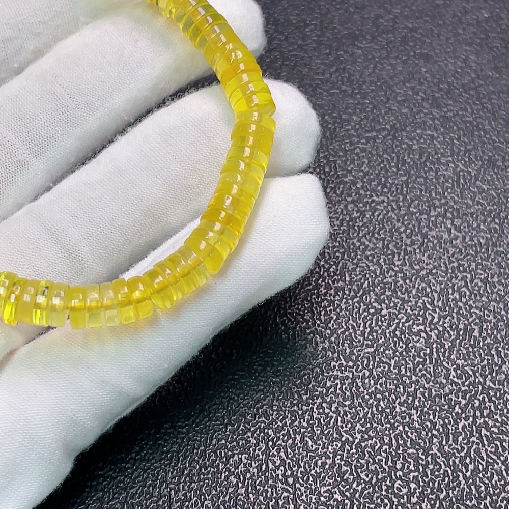 C33851597 Amber Beeswax Bracelet Total Weight Approx. 6.84g Size About 6.6mm