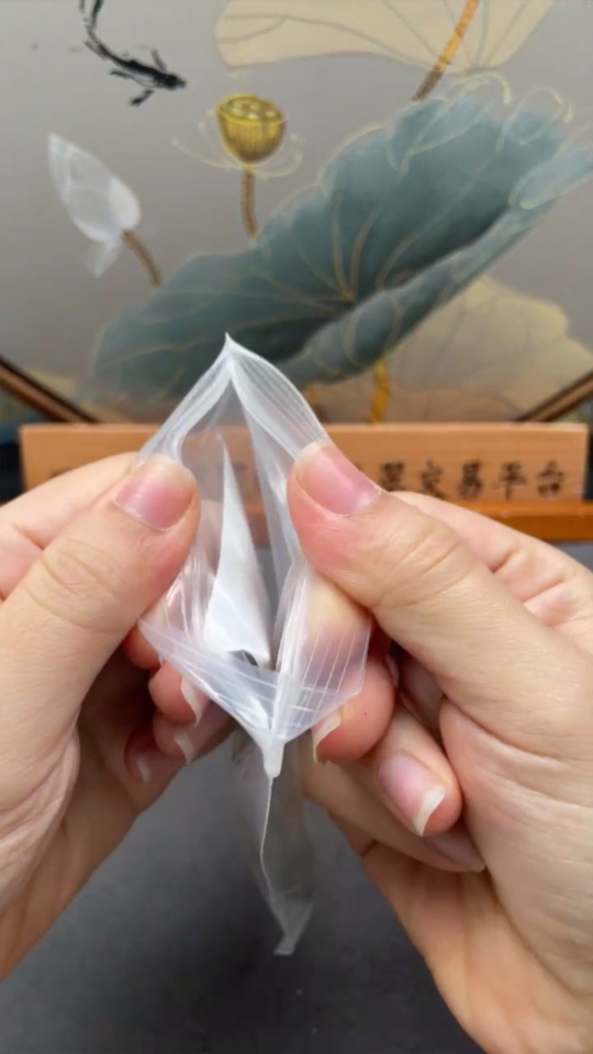 C33888742 Crystal Pendant Total Weight Approx. 120.74g