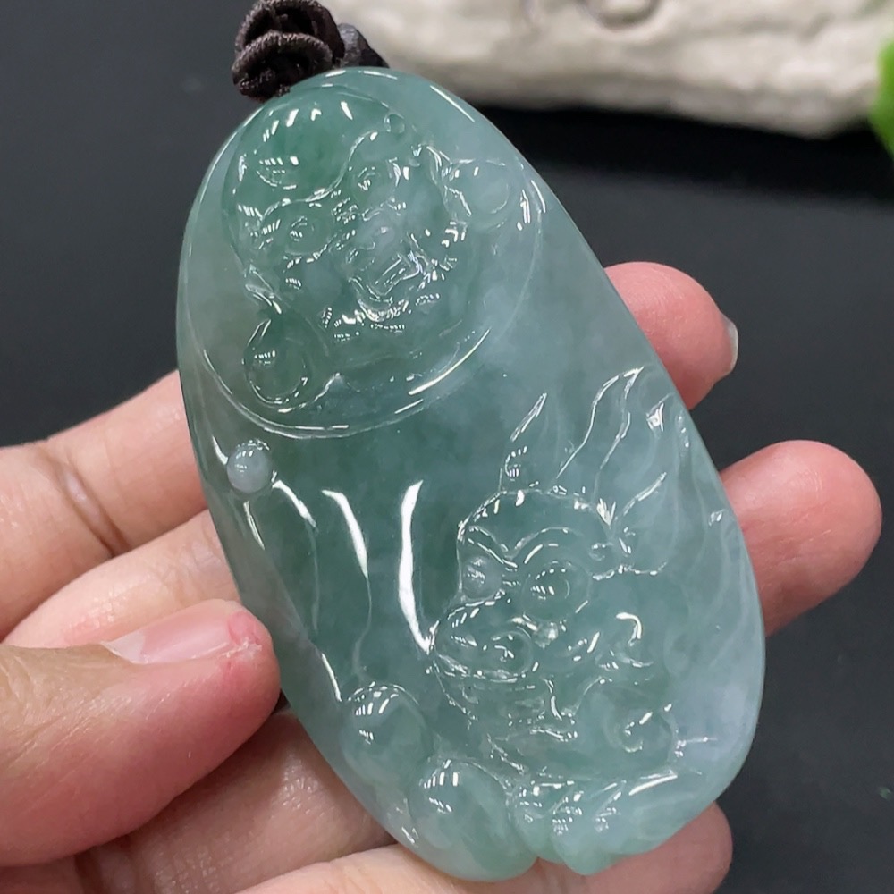 F28195406 JadeitePendant, Total Weight Approximately 47.8g