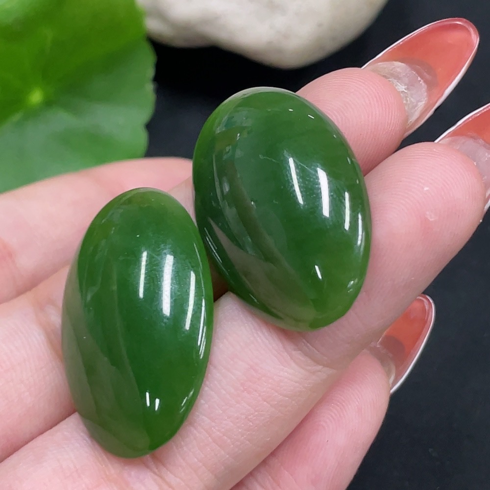 H34017670 Hetian Jade Egg-shaped Pendant (Total weight: approx. 10.8g)