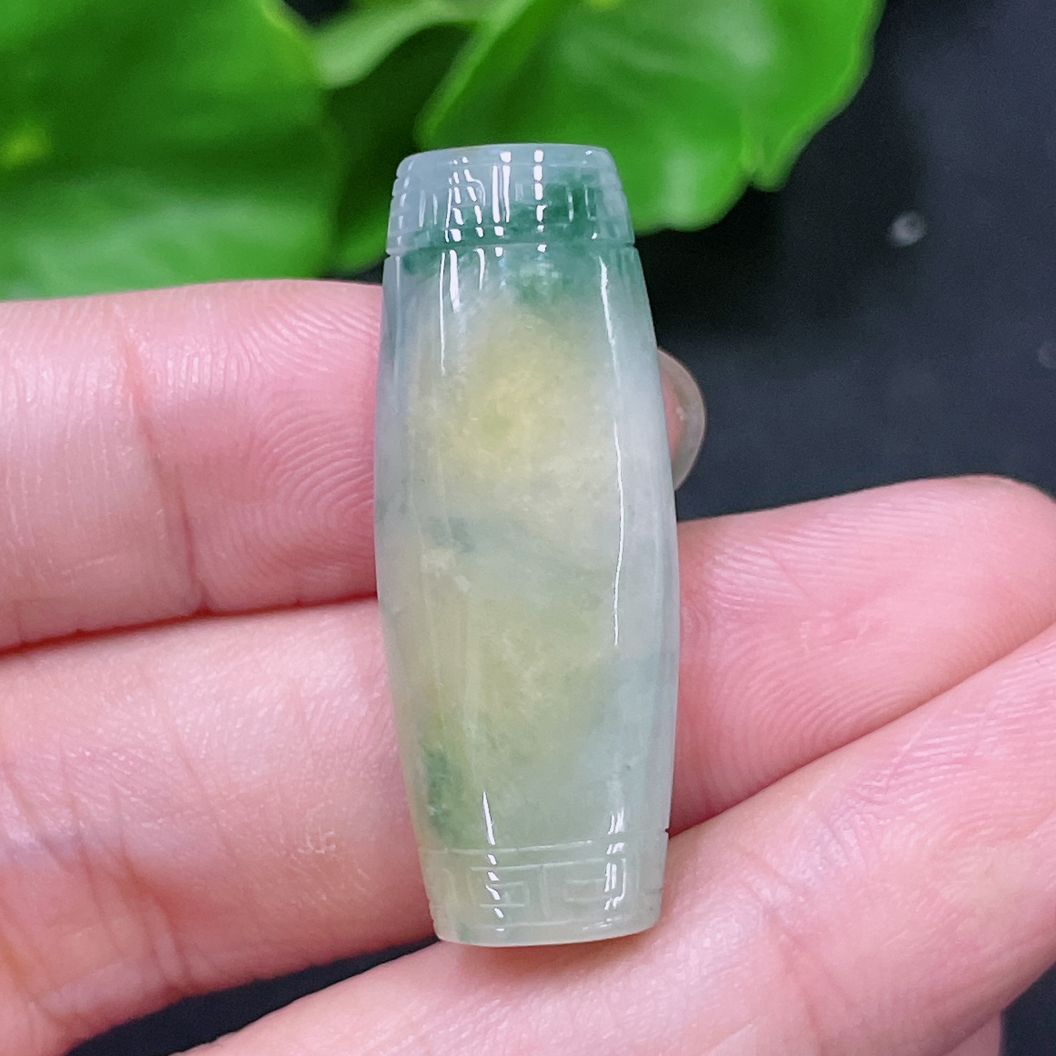 F33943828 yellow color origin undetermined