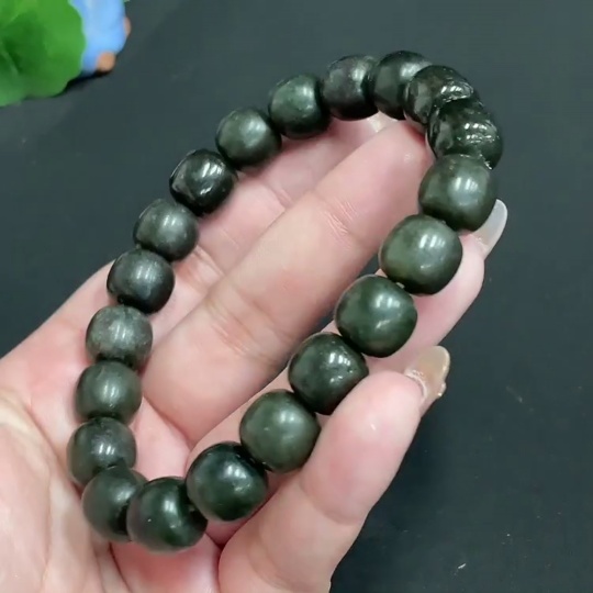 H31659624 Hetian Jade Bead Bracelet, approx. 11.5 mm, total weight approx. 57.2g