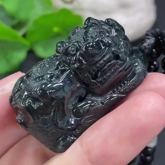 F34069836 Jadeite Pixiu Pendant Total Weight with Chain Approx. 77.3g (Non-A Chain) (Containing Other Mineral Components)