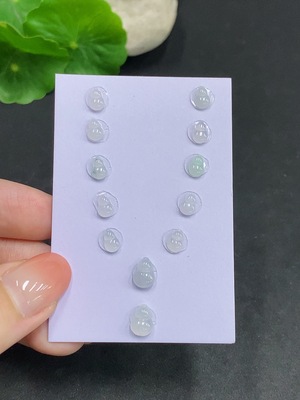 F34035695 Jadeite Inlaid Pieces Sell as a Lot