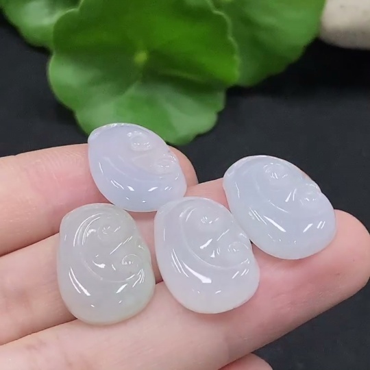 F34029547 Jadeite Ruyi Inlaid Piece Sell as a Lot