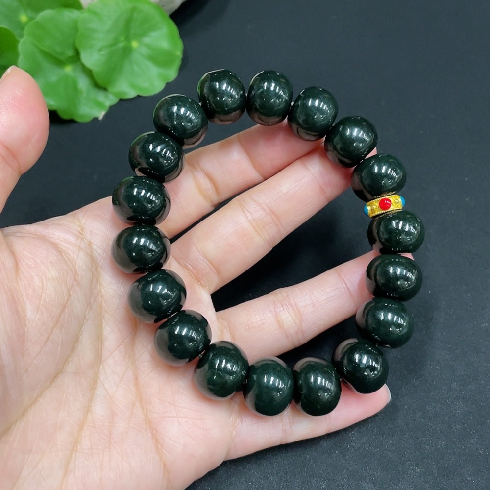 H35102388 Hetian Jade Bracelet, approx. 13.8 mm, total weight approx. 69.6g, non-gold