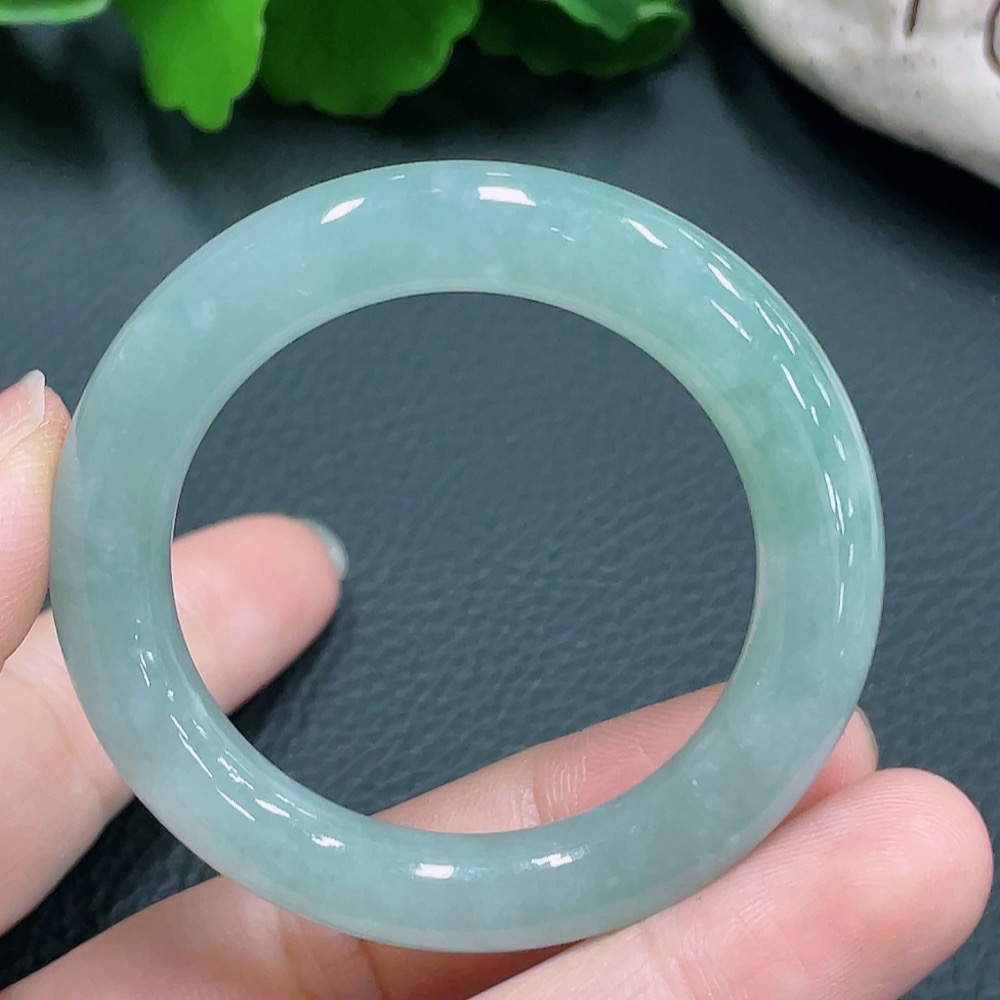 F23627333 Jadeite Donut Pendant Total Weight 24.690g