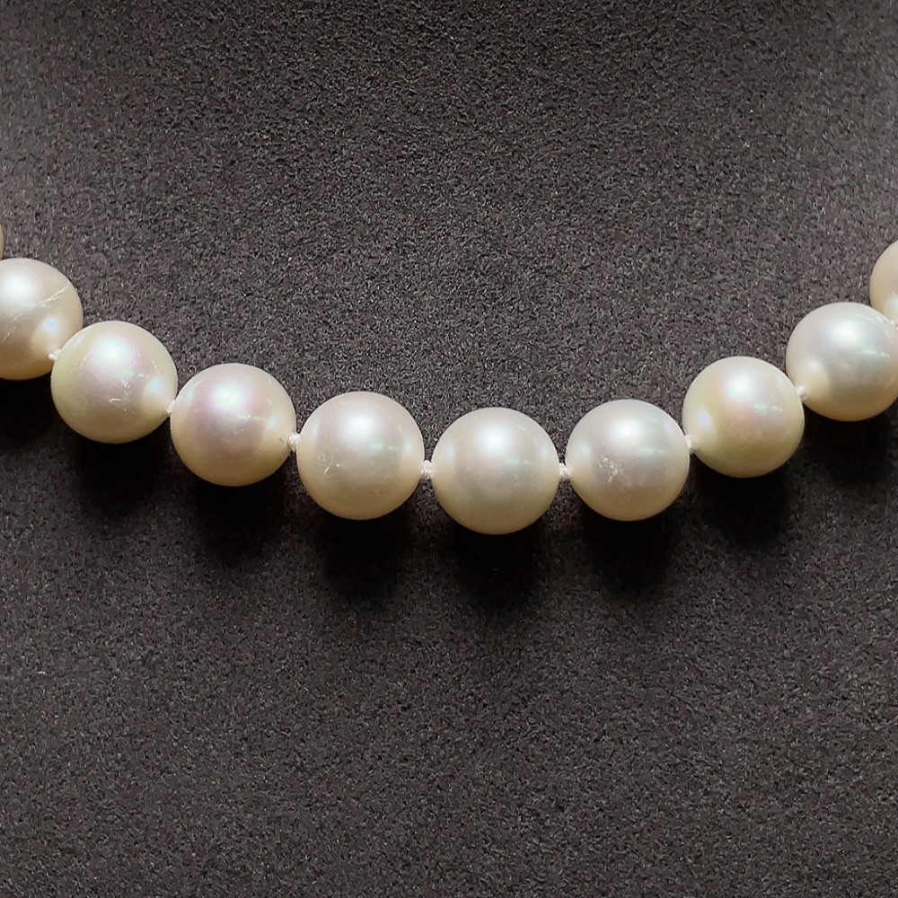 C33937077 Pearl Necklace 58% Gold Content Total Weight Approx. 44.1g Stone Size About 8.9mm