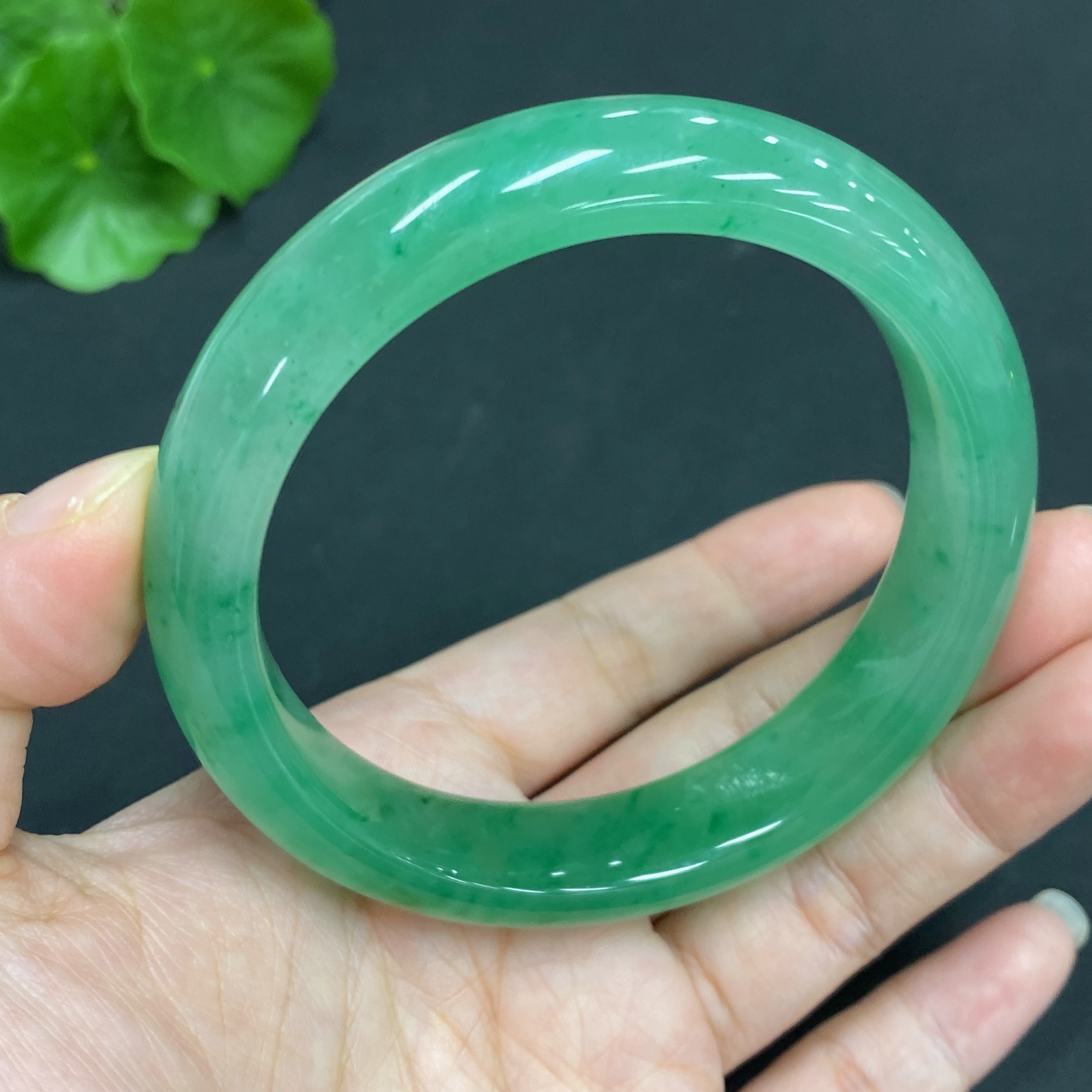 H22527032 Dulong Jade Round Bracelet Size 58.2 Total Weight Approx. 54.7g
