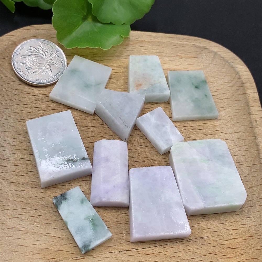 F32786822 Jadeite Plain Pendant Inlay Rough Including Other Mineral Components
