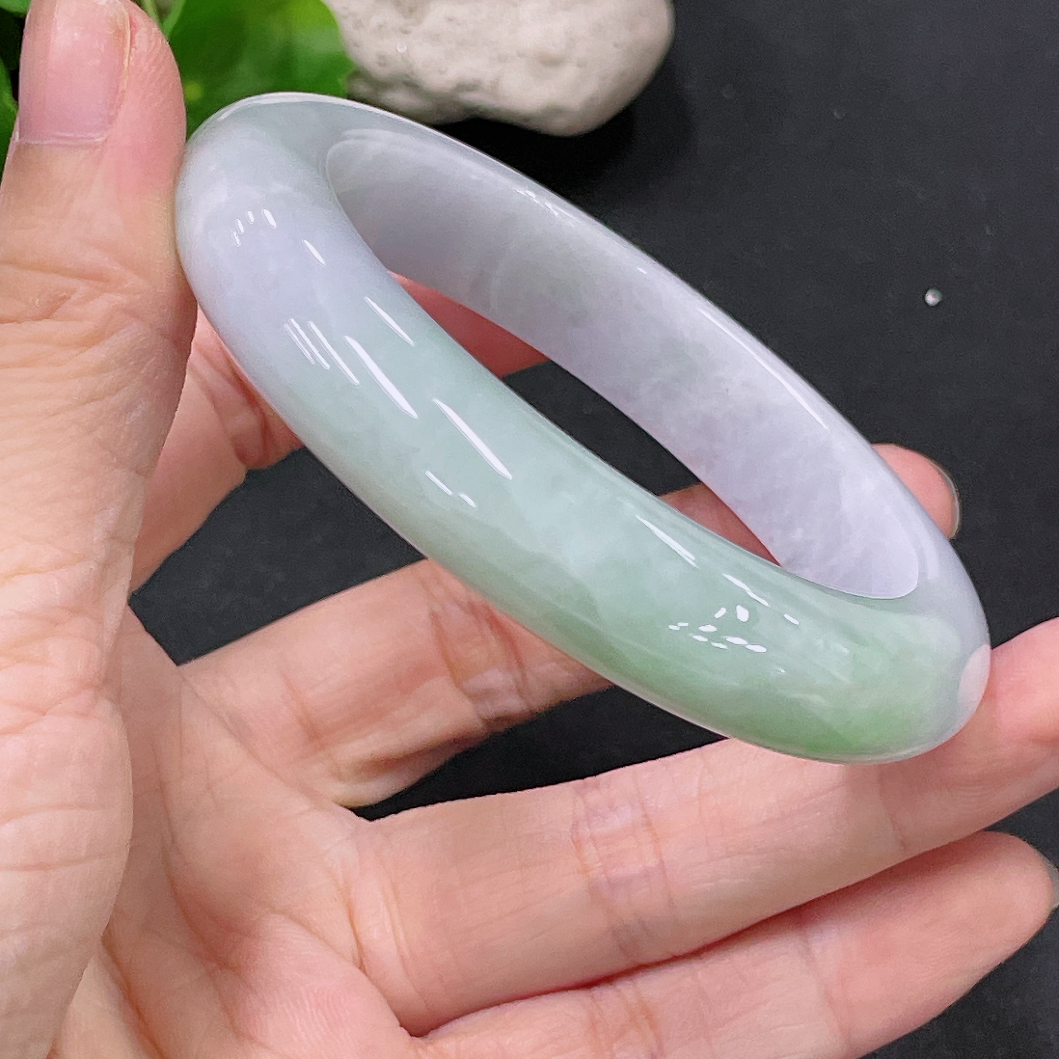 F33944009 Jadeite Round Bangle Size 57.5 Total Weight Approx. 73.92g