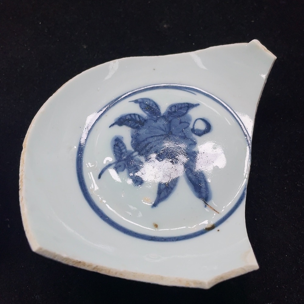 W33842522 2 pieces of ceramic fragments, a set of Ming Dynasty blue and white porcelain fragments (subject to actual item)