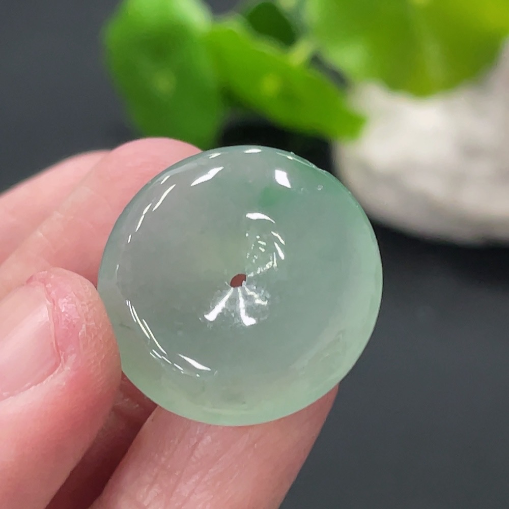 F34060956 Jadeite Pendant Safety Buckle Total Weight Approx. 5.53g