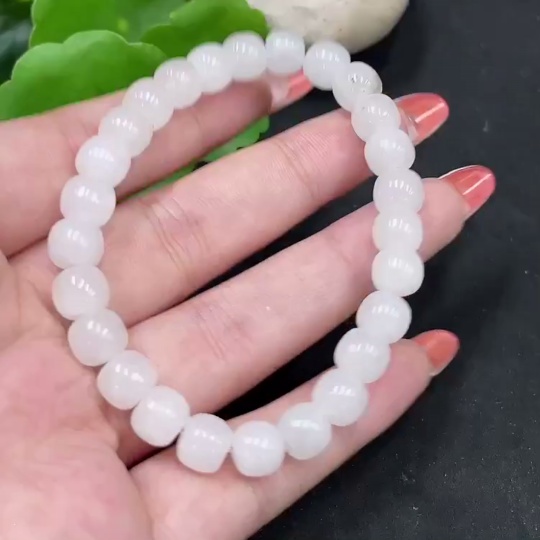 H35112080 Hetian Jade Bracelet, Approx. 7.7mm, Total Weight Approx. 19.8g, Contains Other Mineral Components