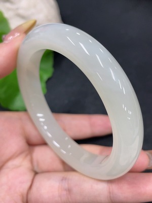 H31671200 Hetian Jade Round Bracelet Size 58.1 Total Weight Approx. 59.4g