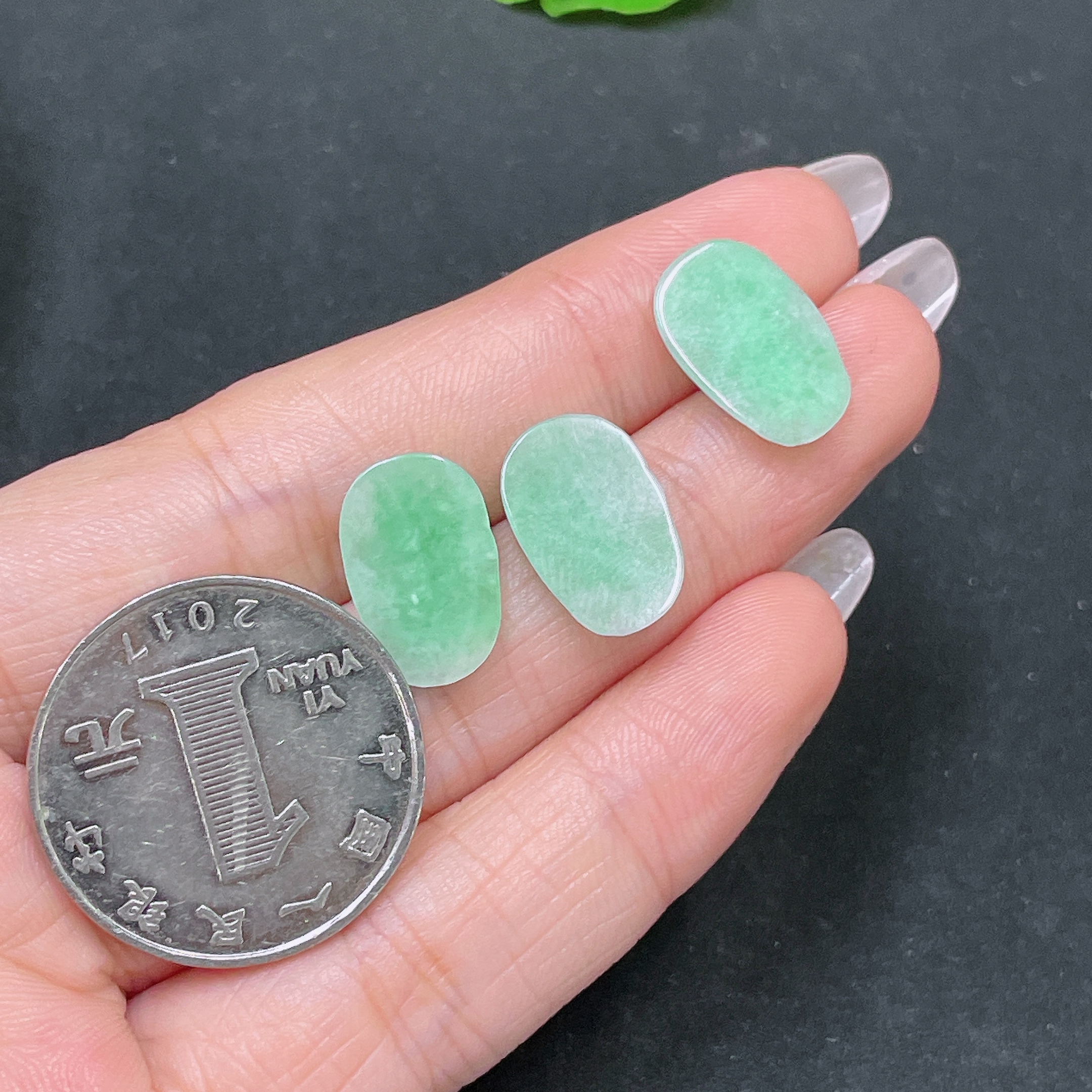 F35104012 Jadeite Pendant Ruyi Sell as a Lot