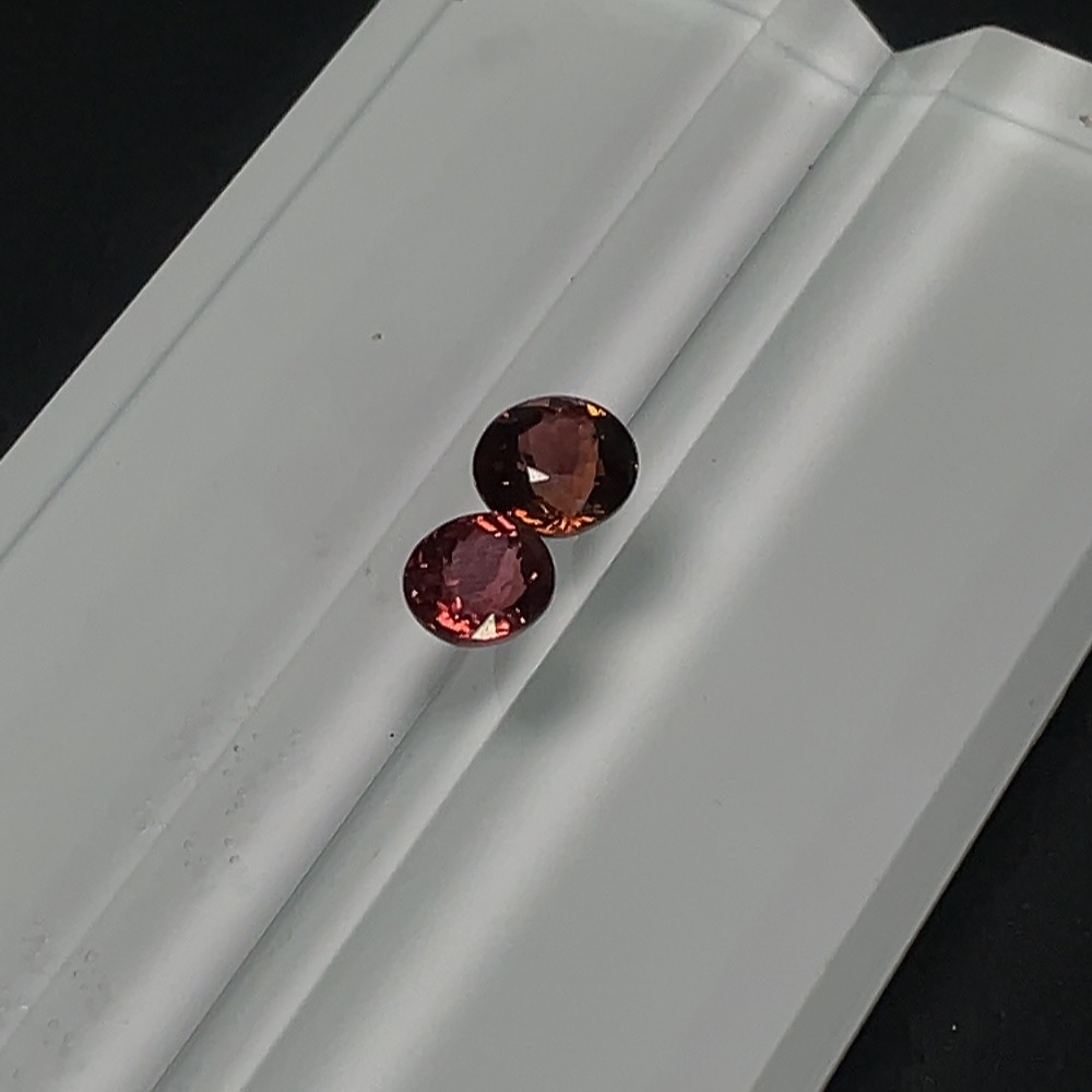 C12375531 Tourmaline Rough Stone Approx.2.25ct Size 6.5*6.5mm Sold in Pair Total Weight 14.018g