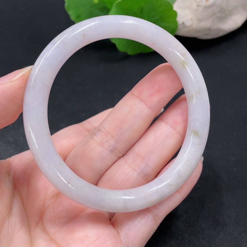 F31674660 JadeiteRound Bangle, Size 56, Total Weight Approx. 35.4g