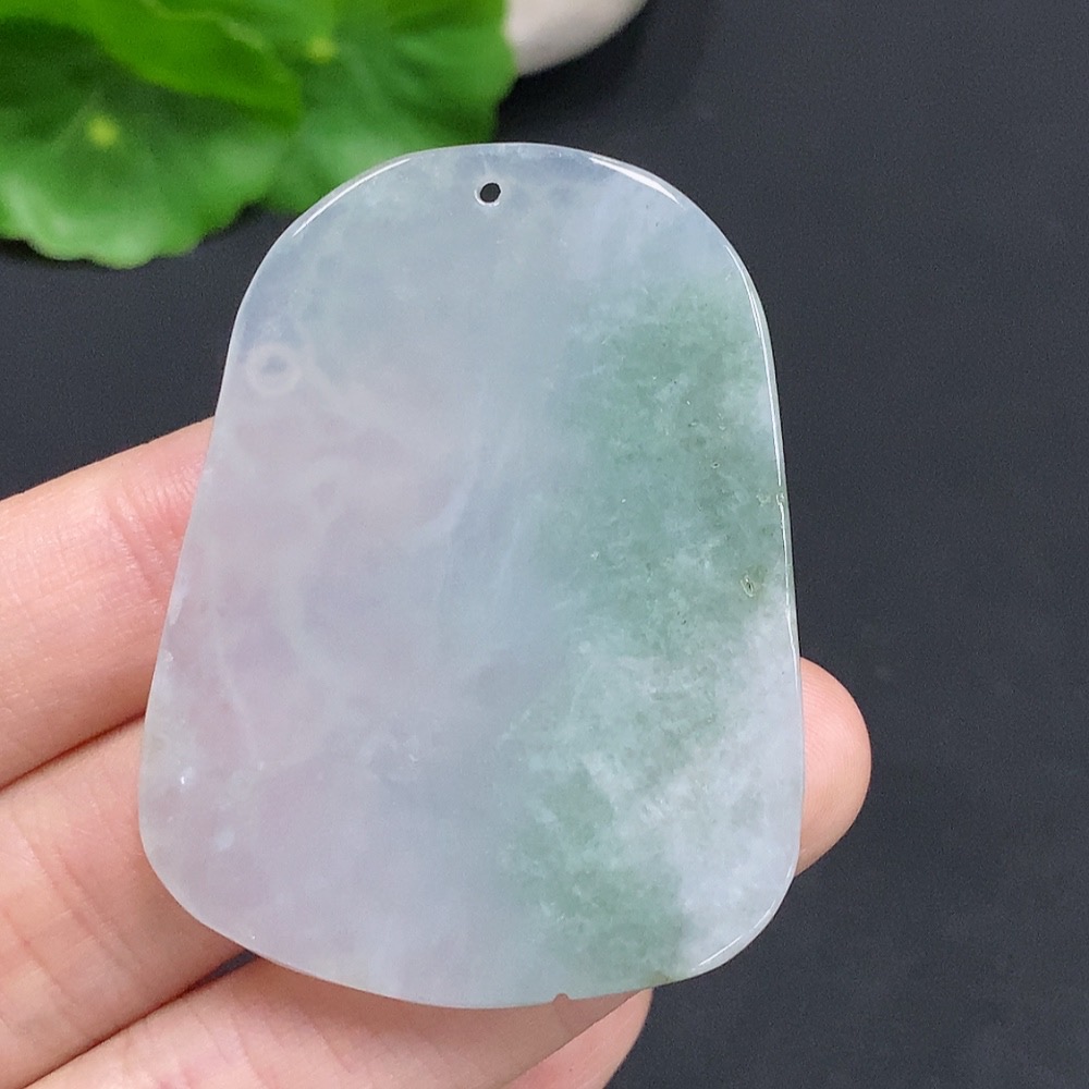 F32757344 Jadeite Maneki-Neko Pendant