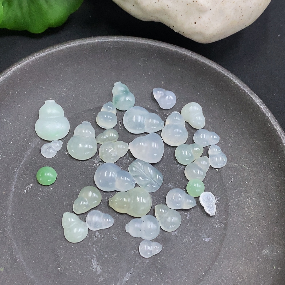 F34051504 Jadeite Inlaid Pieces Sell as a Lot Total Weight with Bag Approx.10.9g