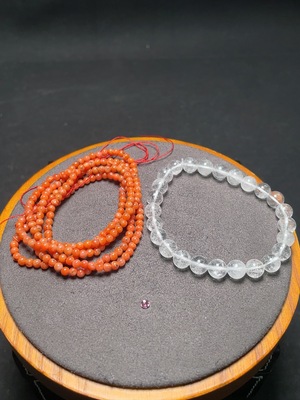 C34048276 Colored Gemstone Jewelry: Red Agate + Crystal + Spinel with Visible Organic Matter, Total Weight Approx. 19g, Sell as a Lot