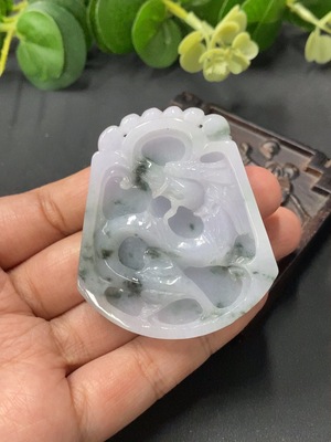 F07135087 Jadeite Antique Dragon Pendant