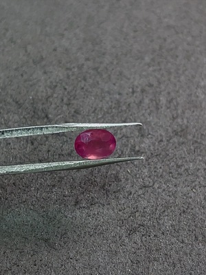 C33922881 Ruby Rough Stone Total Weight Approx.1.155 Carats