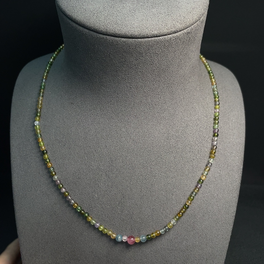 C32744743 Tourmaline bead necklace with other mineral components, visible organic matter, total weight approx. 8.50g, size 3-5.2mm, non-gold