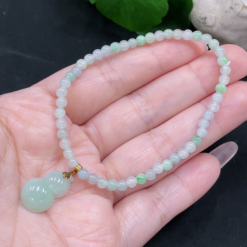 F35083606 Jadeite Bracelet Approx. 3.7mm Gold Content 64% Total Weight Approx. 5.1g