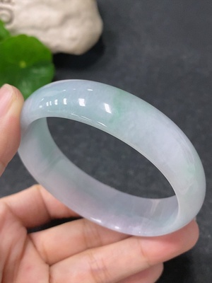 F33942821 Jadeite Concubine Bracelet Size 56/48.8mm Total Weight Approx.51.31g