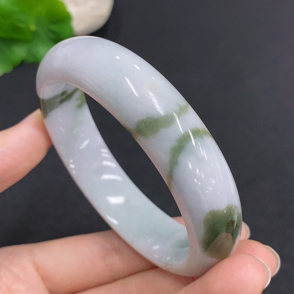 F33831604 Jadeite Round Bangle, Total Weight Approx. 68.3g, Size 58.5