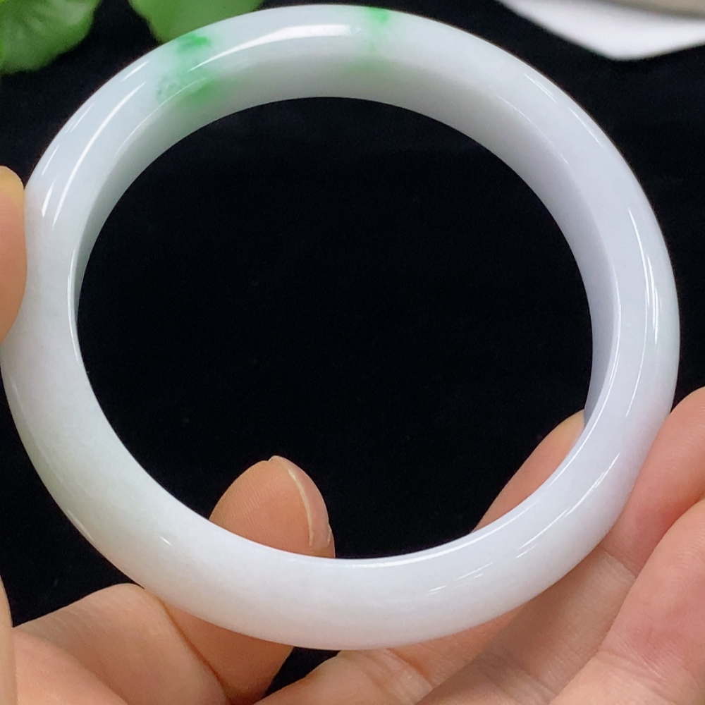 F32731504 Jadeite Round Bangle Bracelet