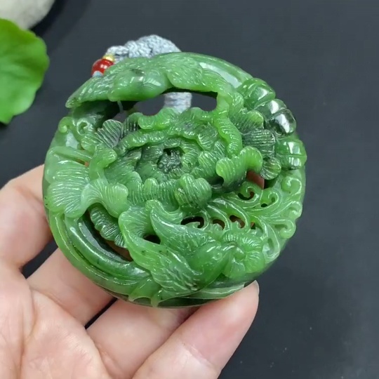 H22439304 Hetian Jade Pendant - Flourishing Prosperity - Total Weight Approx. (including rope) 61.6g