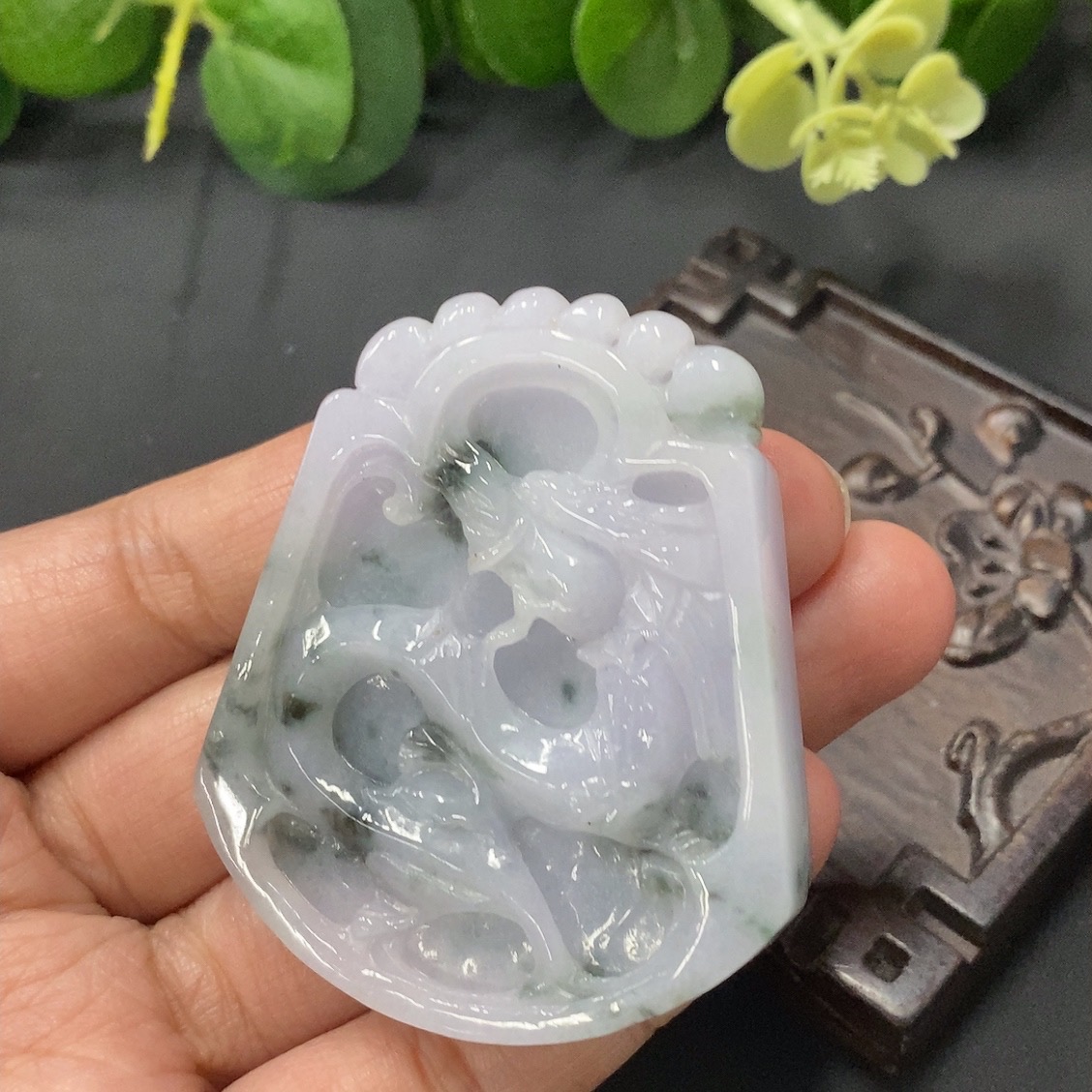F07135087 Jadeite Antique Dragon Pendant