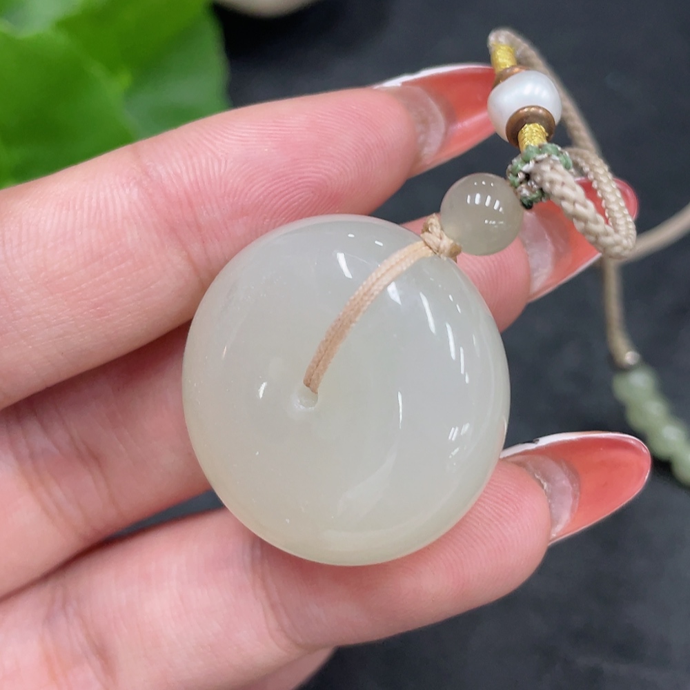 H34981182 Hetian Jade Pendant, Peace Buckle, Total Weight (including rope) 22.2g