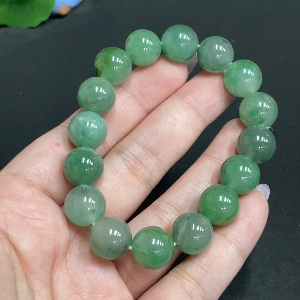H33846994 African Emerald (Dulong Jade)