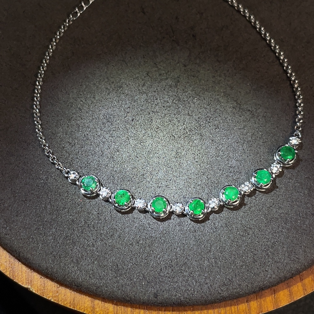 C34008938 Emerald Bracelet Clarity Enhanced Non-Diamond 18K Gold Total Weight Approx. 2.56g