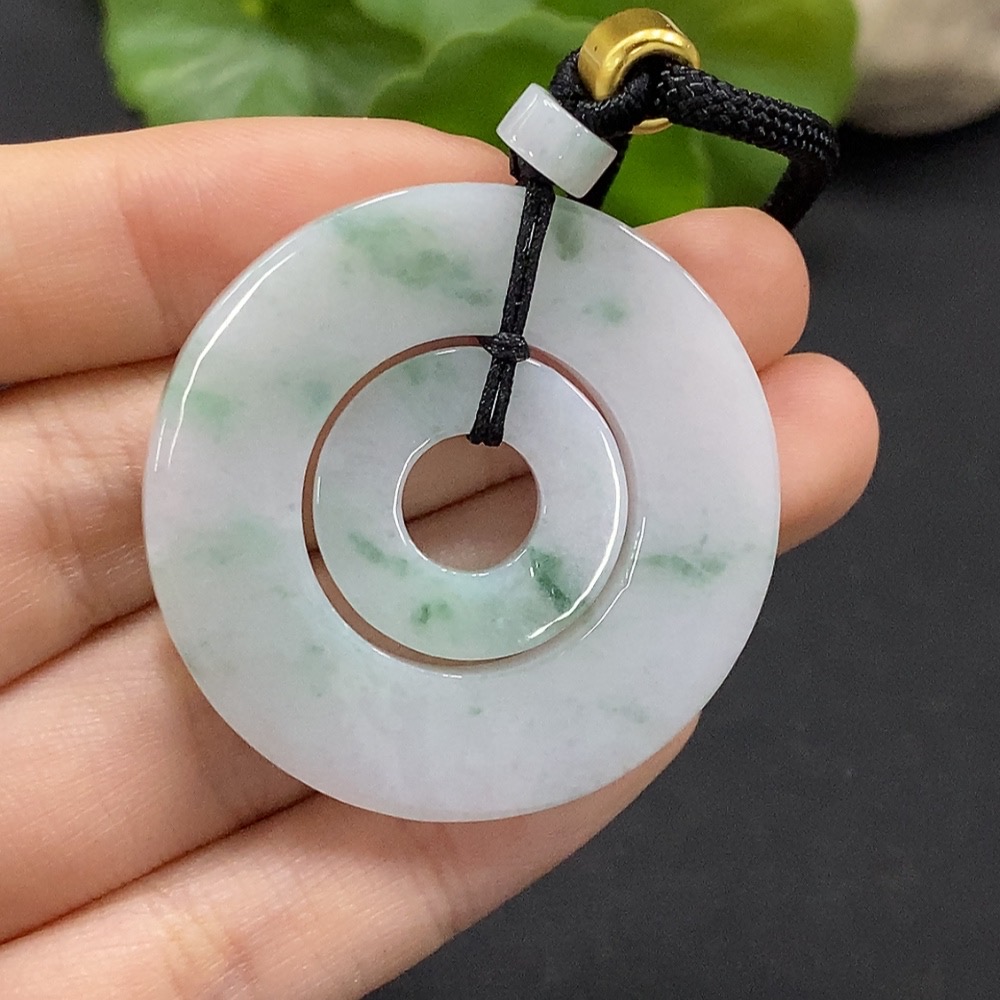 F35115518 Jadeite Mother and Child Button Pendant Total weight approx. 18.38g