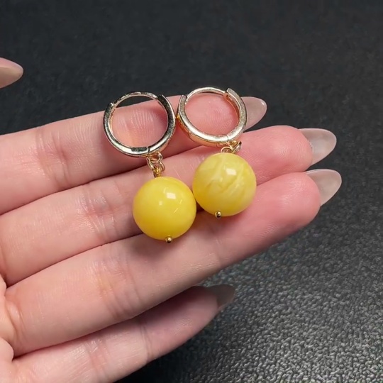 C34008568 Amber Beeswax Earrings Non-Gold Total Weight Approx.5g Size 13mm