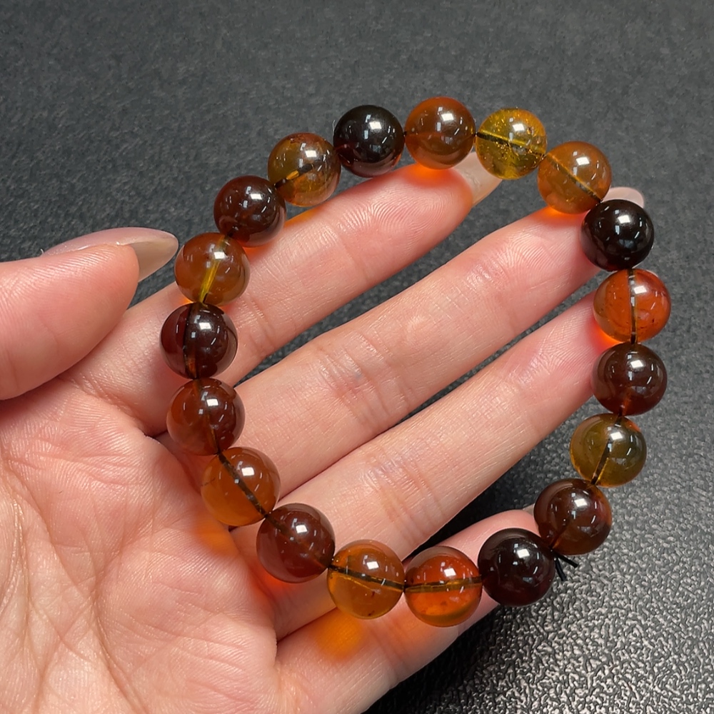 C34041289 Amber Beeswax Bracelet, Total Weight Approx. 12.78g, Size Approx. 10.7mm