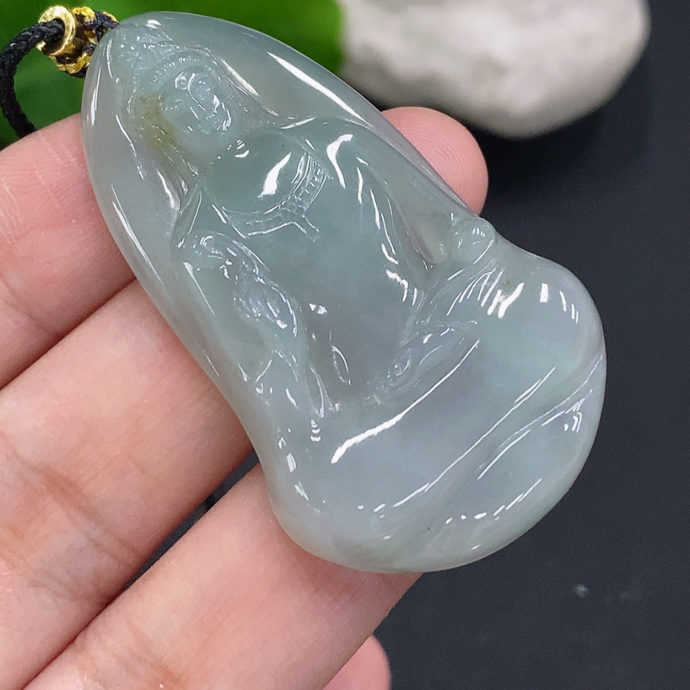F29390611 Jadeite Guanyin Pendant with Total Weight Approximately 15.2g Including Rope