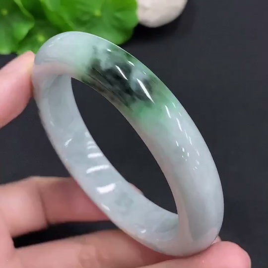 F30458487 Jadeite Round Bangle, Total Weight Approx. 61.3g, Size 57, Containing Other Minerals