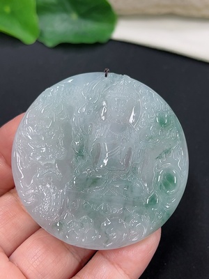 F46546637 翡翠观音牌挂件 货品总重约33.17g