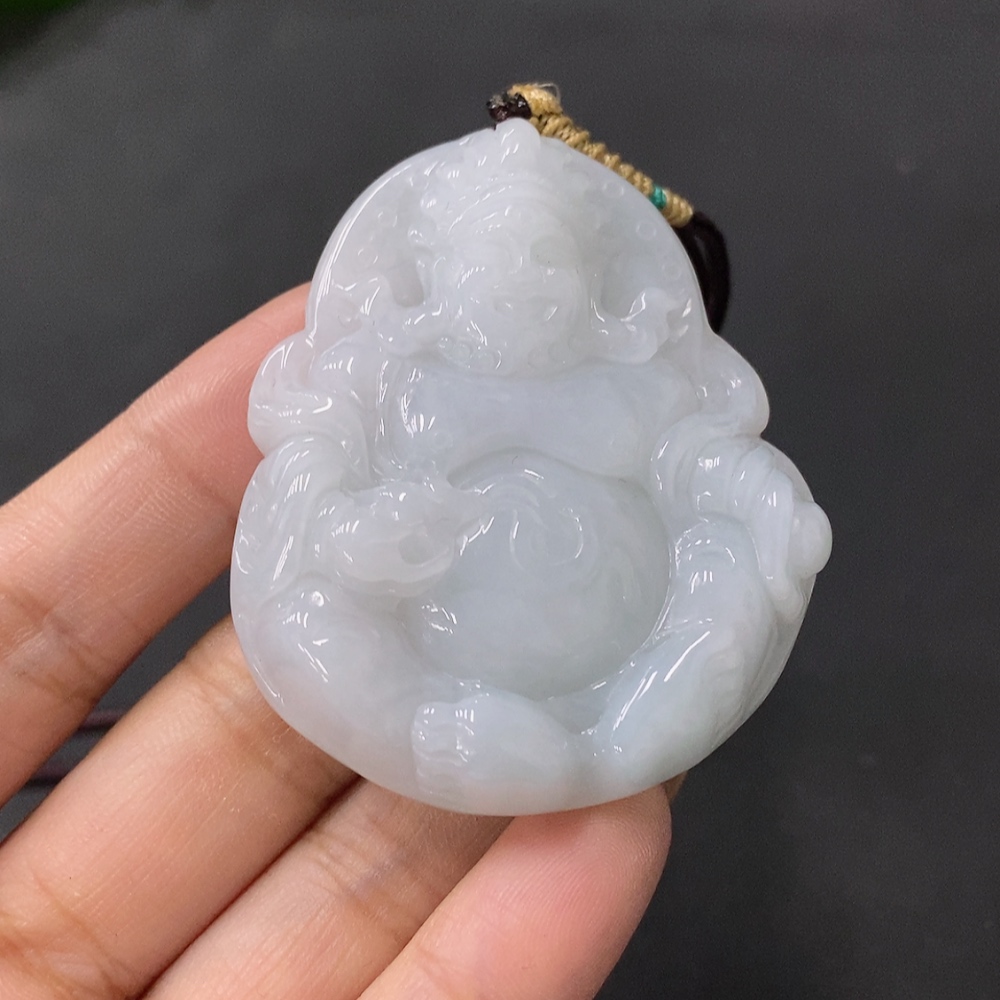 F20225561 Jadeite Pendant  Yellow Jambhala  Total Weight 37.415g